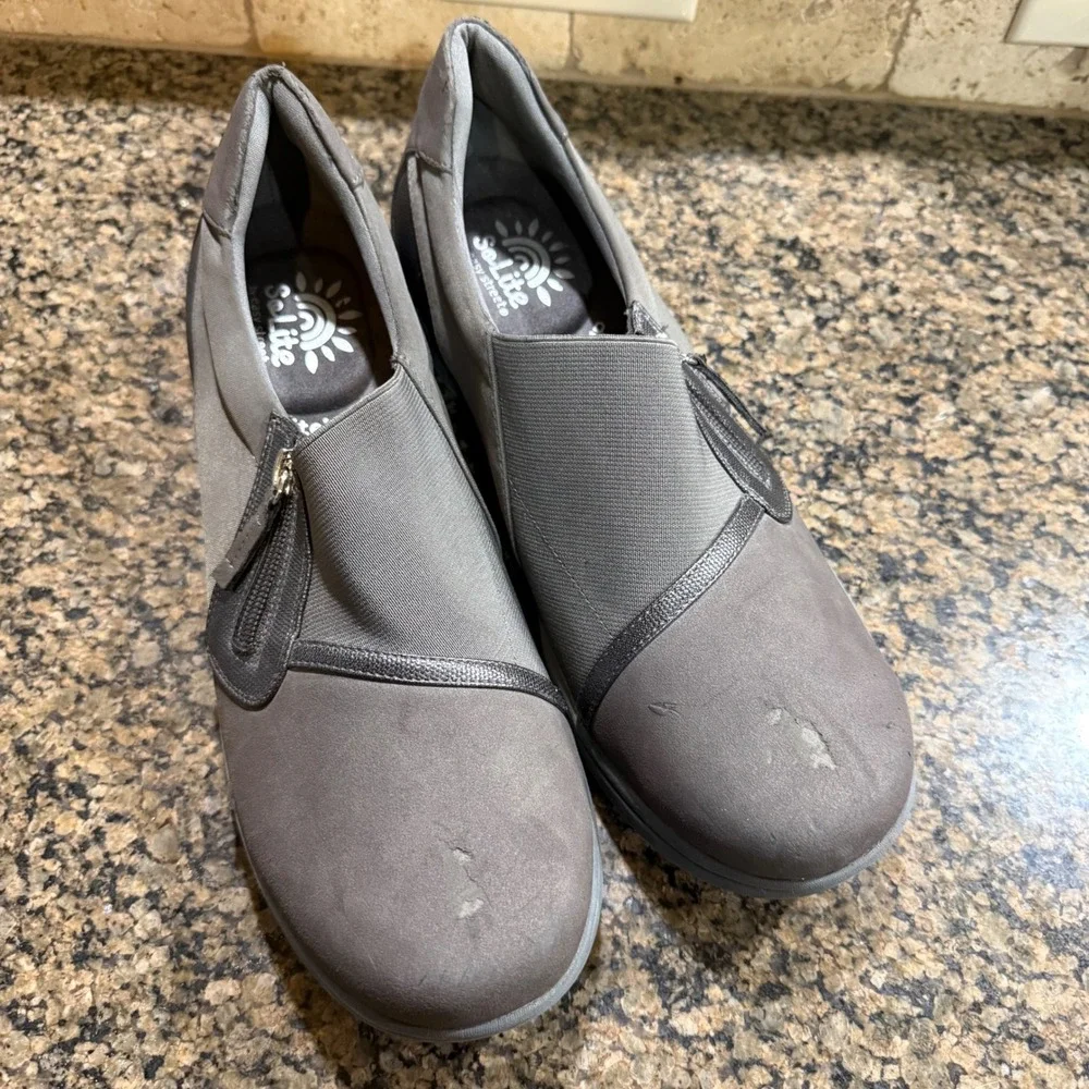 SoLite by Easy Street Womens Grey Slip On Comfort Loafers Shoes Size‎ 12M